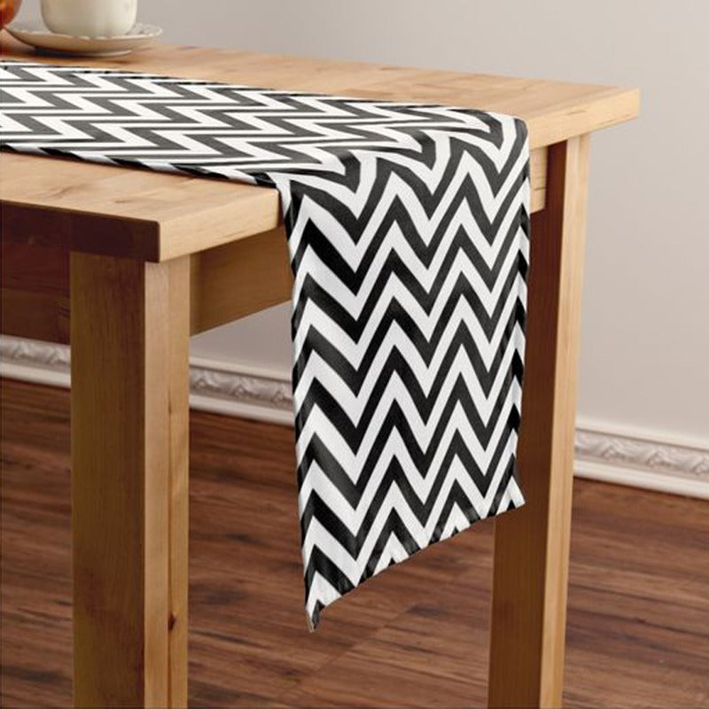 Modern European Simple Table Runner