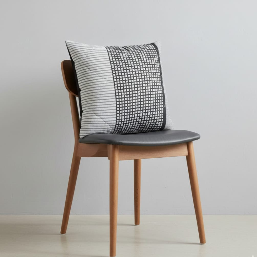 Camel Line Modern Decorative Cushion Cover