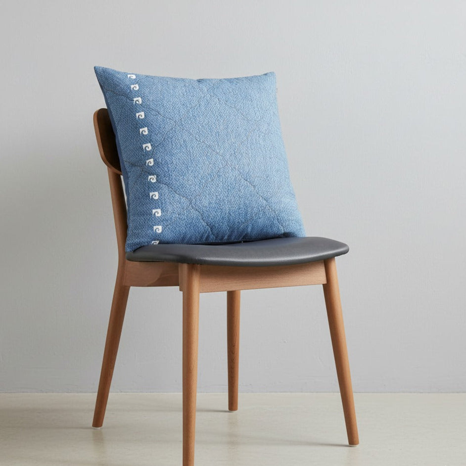 Camel Line Modern Decorative Cushion Cover